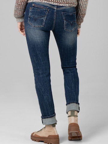 TIMEZONE Slimfit Jeans 'Marah' i blå