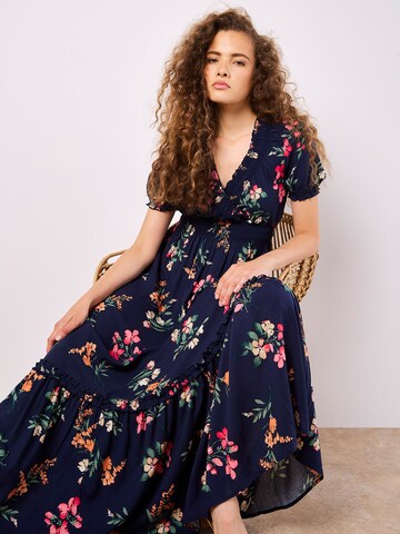 Apricot Watercolour Floral Maxi Dress ' ' in Blau