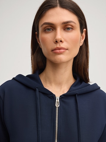 Veste de survêtement 'Thérèse' JOOP! en bleu