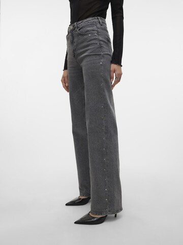 VERO MODA Wide Leg Jeans 'TESSA' i grå