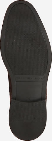 TOMMY HILFIGER Chelsea škornji | rjava barva