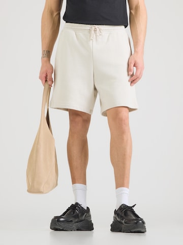 Regular Pantalon GAP en gris : devant