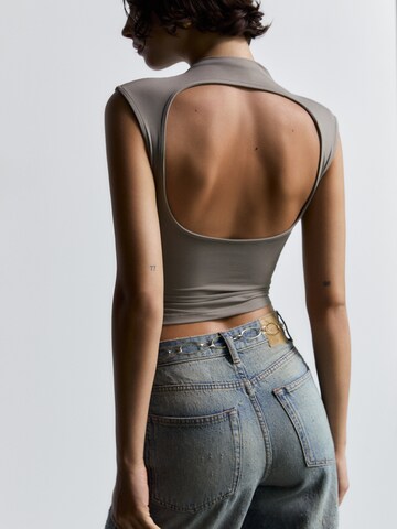 Haut Pull&Bear en gris