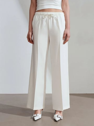 Wide Leg Pantalon Dilvin en blanc : devant