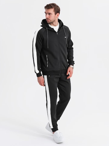 Ombre Sweat suit in Black: front