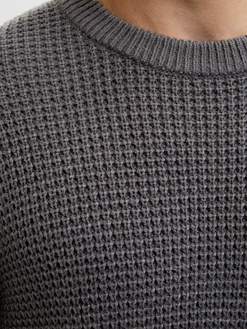 Pulover 'JJGLOBAL' de la JACK & JONES pe gri