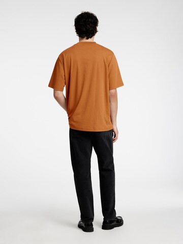 SELECTED T-Shirt in Braun