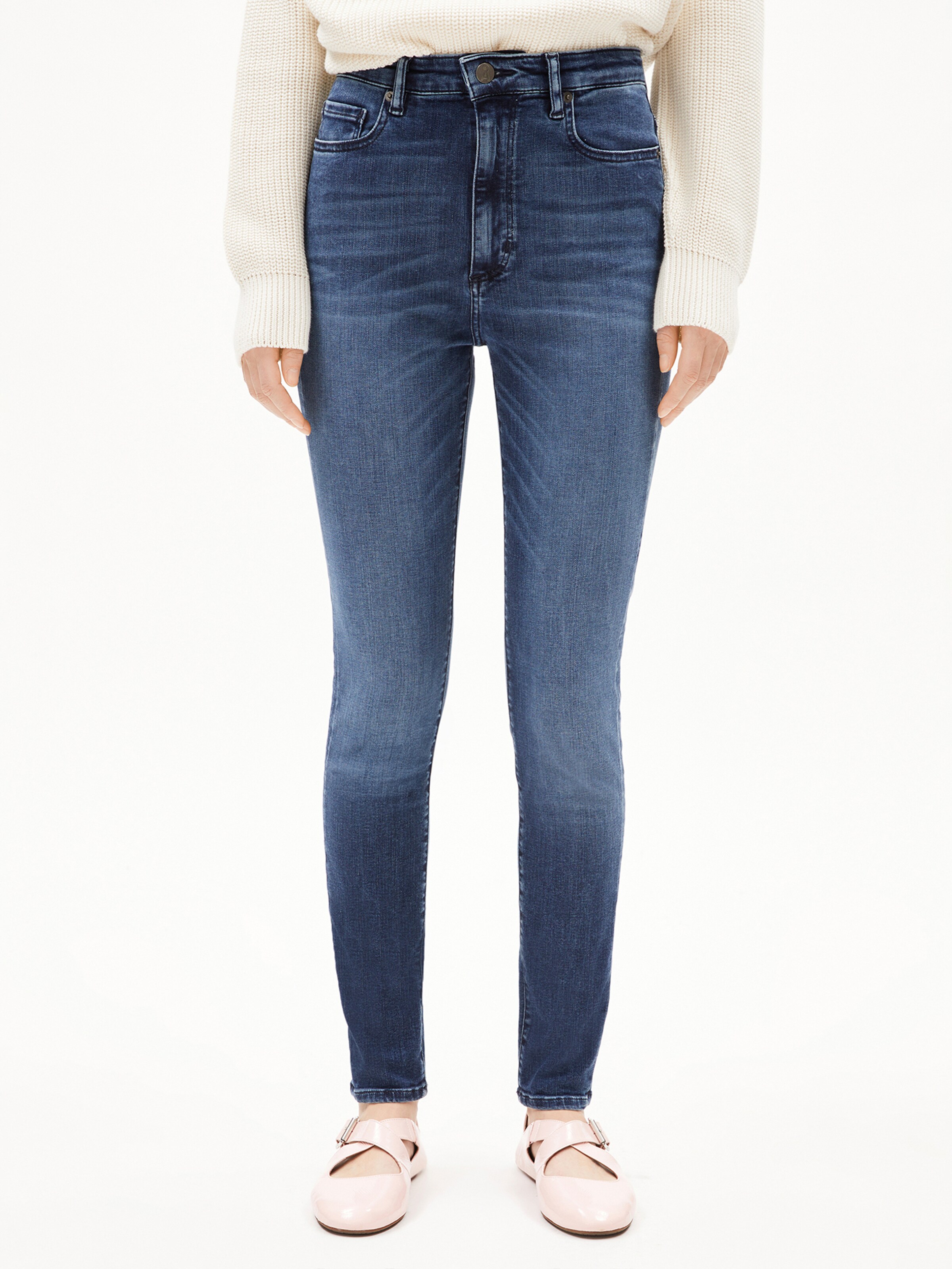 ARMEDANGELS Скинни Джинсы 'INGAA' в Синий: спереди