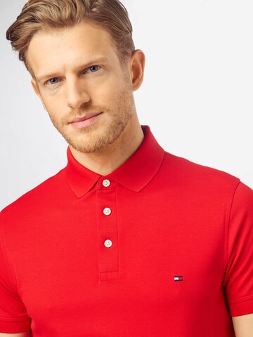 TOMMY HILFIGER T-Shirt '1985' in Rot