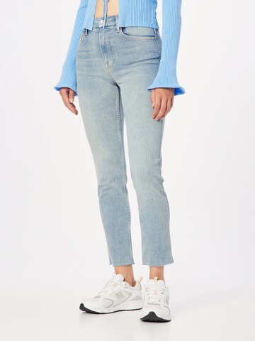 Coupe slim Jean River Island en bleu : devant