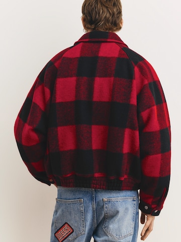 Pull&Bear Kurtka przejściowa w kolorze czarny