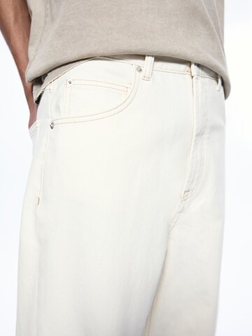 Pull&Bear Loosefit Jeans in Beige