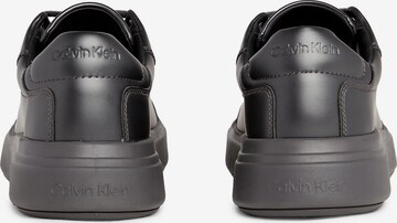 Calvin Klein Turnschuhe aus Leder ' ' in Silber