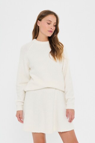 SAINT TROPEZ Sweater 'SZ Gela' in White: front