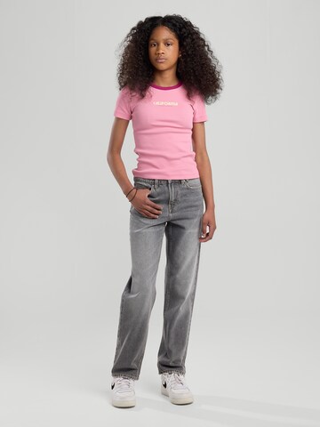 T-Shirt America Today en rose