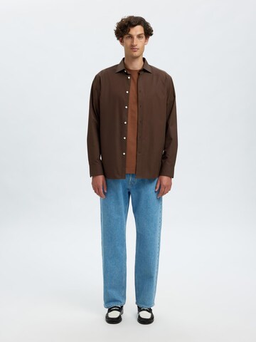 SELECTED Regular fit Overhemd in Bruin