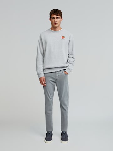 Scalpers Regular Pants in Grey: front