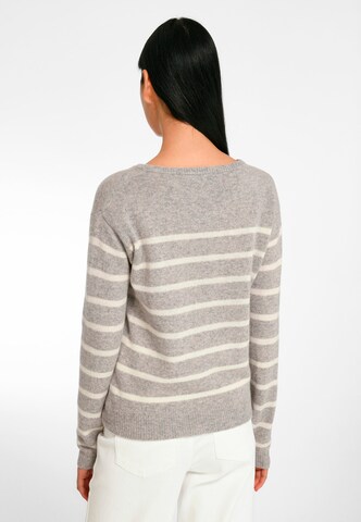 Peter Hahn Sweater in Grey