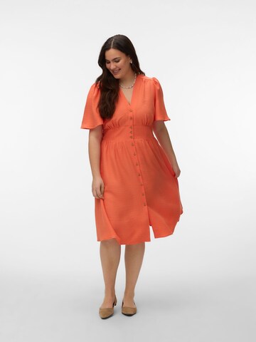 Vero Moda Curve - Vestido camisero 'VMCMelaney' en naranja