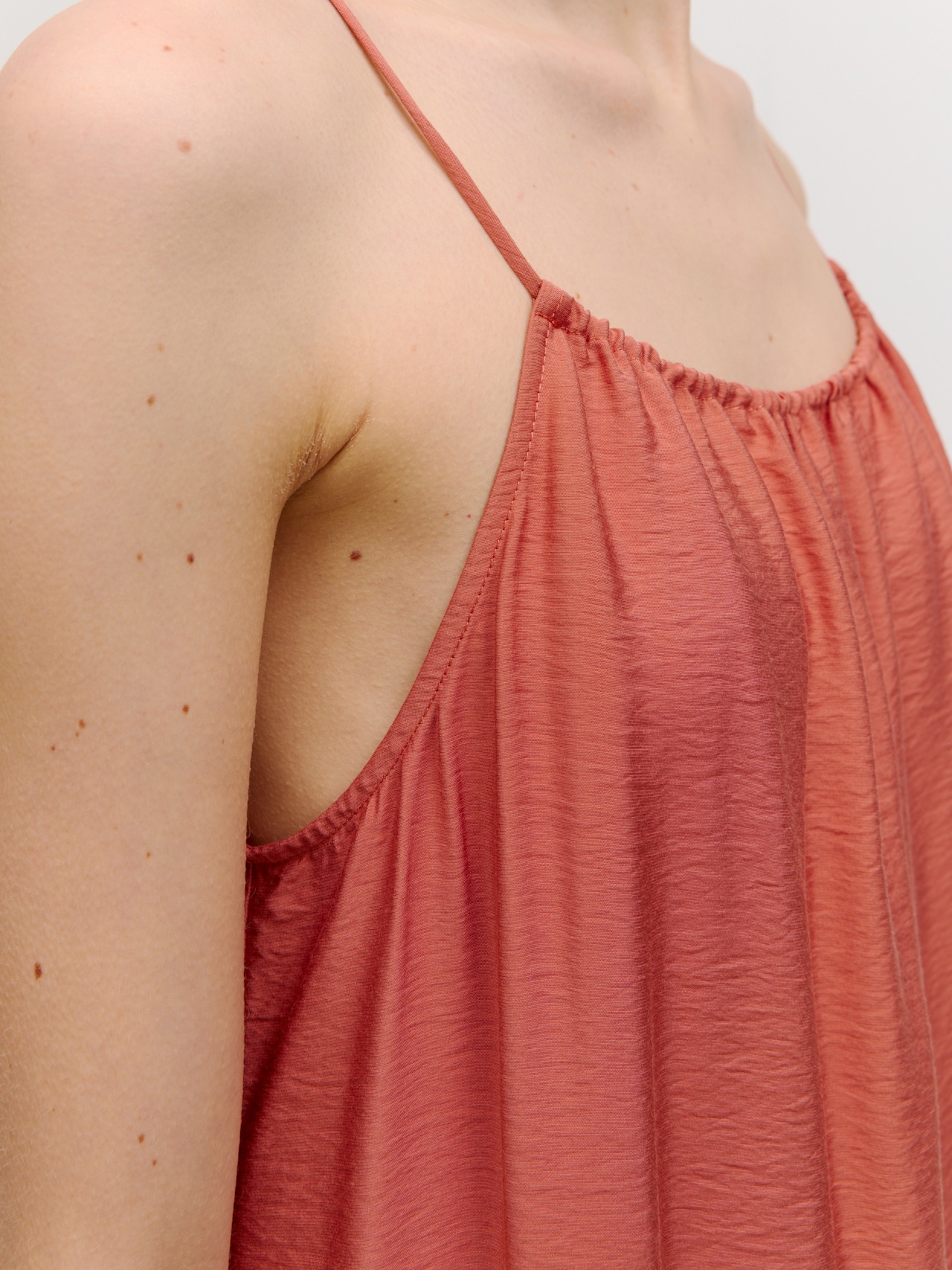 EDITED Produkte Kleid 'Calla' hellorange