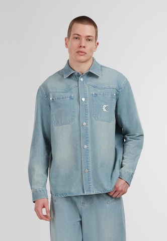 Karl Kani Comfort Fit Skjorte i blå: forside