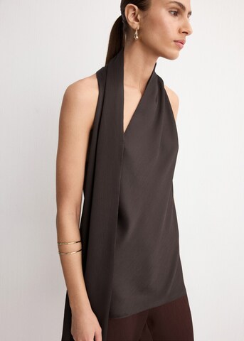 MANGO Top 'Greta' in Braun: Vorderseite