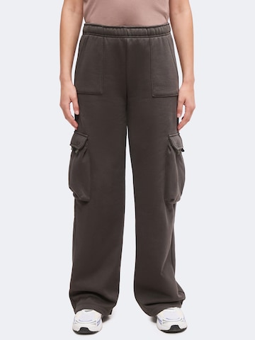 Champion Loosefit Cargohose in Grün: Vorderseite