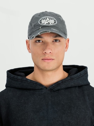 ALPHA INDUSTRIES Hat in Black