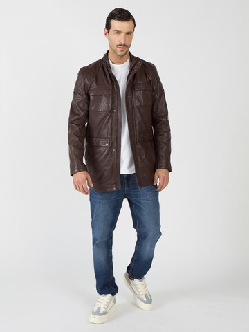 JCC Tussenjas in Bruin