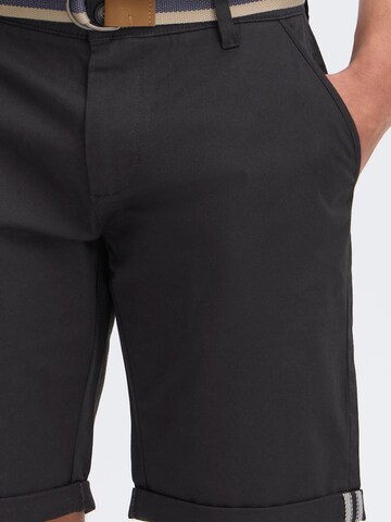 !Solid Regular Chinohose 'Monty' in Schwarz