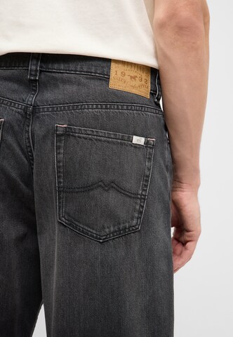MUSTANG Loosefit Jeans in Schwarz