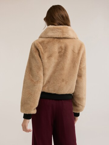 Manteau d’hiver MOTIVI en beige