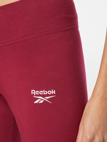 Reebok - Skinny Pantalón deportivo en rosa