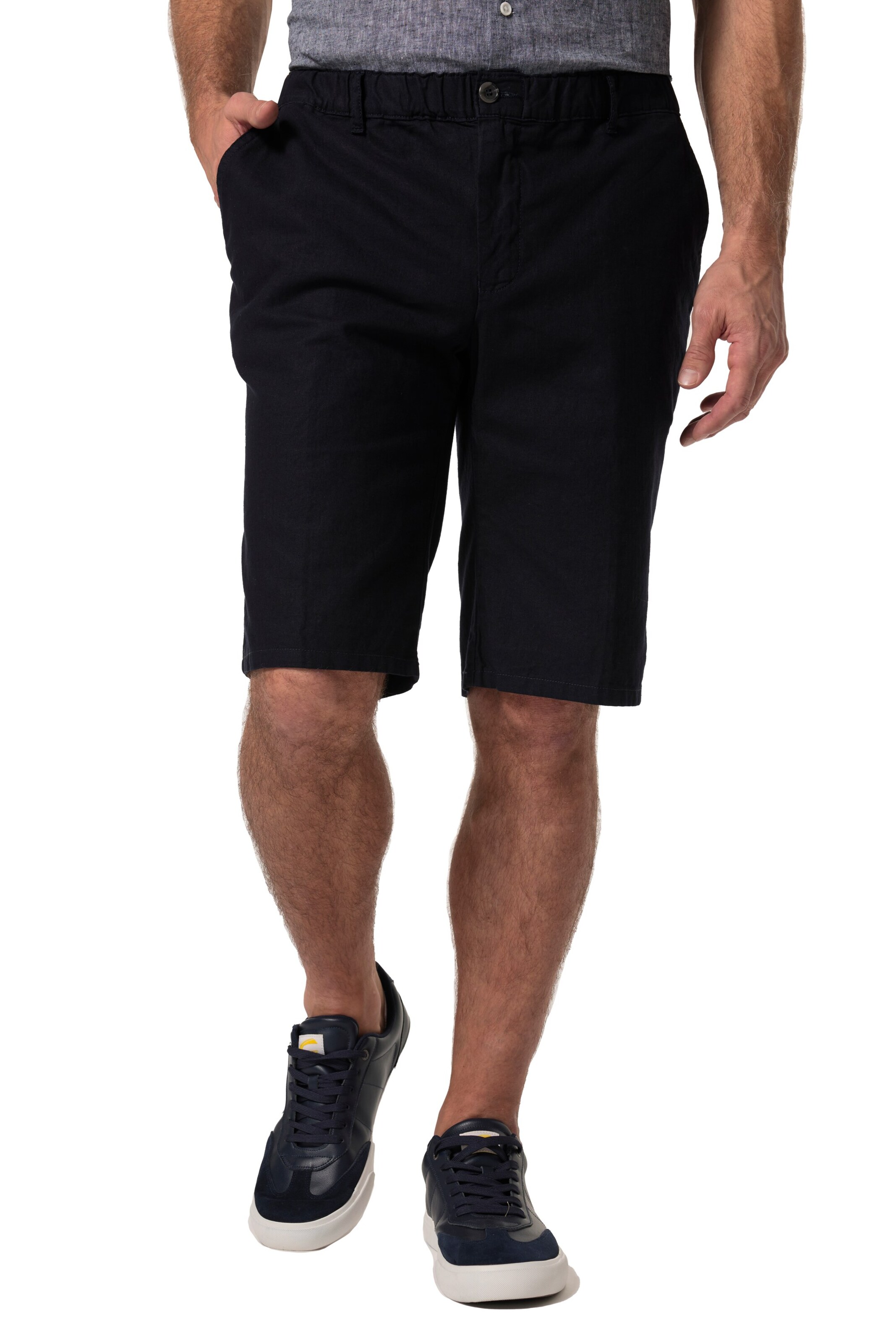 Boston Park Regular Pants in Blue: front