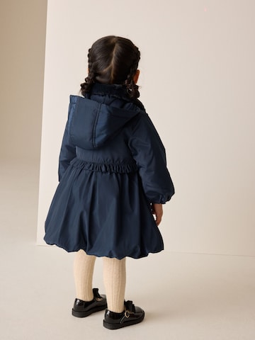 Next Mantel in Blau