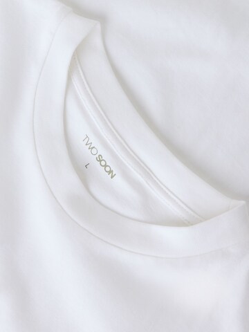 T-Shirt TWO SOON en blanc