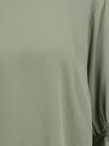PIECES Curve Shirt 'NYA' in Groen
