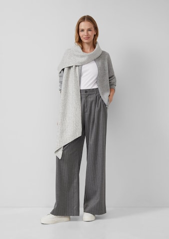 s.Oliver Schal in Grau