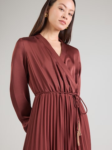 Rochie tip bluză 'VMLESLIE' de la VERO MODA pe roșu