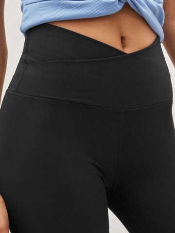 Skinny Leggings di Next in nero