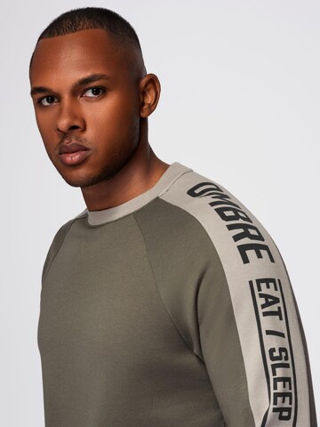 Ombre Sweatshirt 'OM-SSNZ-0200' in Groen