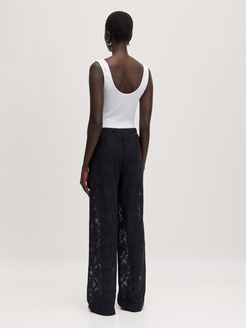 EDITED - regular Pantalón 'Savanna' en negro