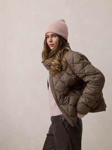 MANISA Between-season jacket 'Steppjacke' in Brown