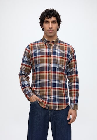 Lindbergh Regular fit Риза в кафяво: отпред
