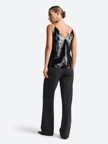 Bluză de la Rich & Royal pe negru