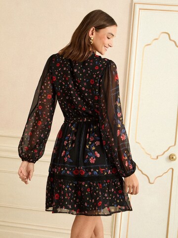 love & roses Платье в Черный