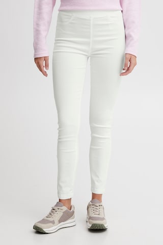 Oxmo Slim fit Leggings 'Keily' in White: front