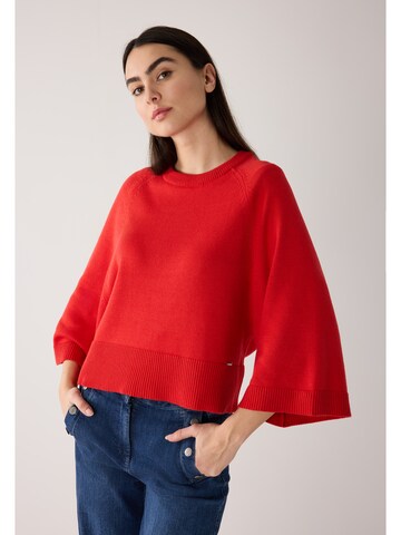 MORE & MORE Sweater in Red: front