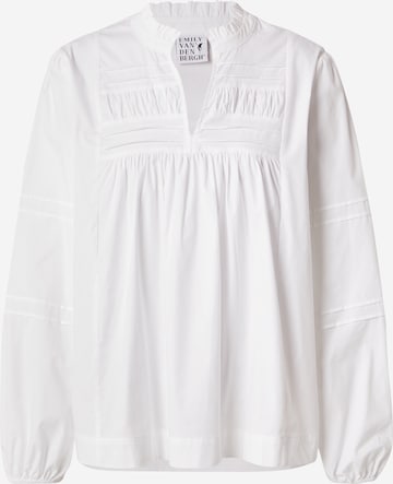 Emily Van Den Bergh Pusero värissä valkoinen: etupuoli