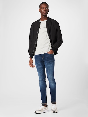 GUESS Between-Season Jacket in Black